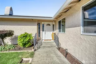 1112 N 38th St, Renton, WA 98056 - Photo 2