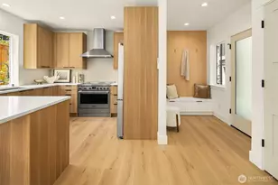 533 N 70th St, Seattle, WA 98103 - Photo 14