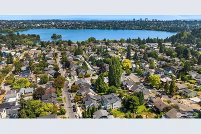 535 N 70th Street, Seattle, WA 98103 - Photo 24