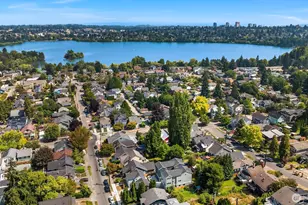535 N 70th St, Seattle, WA 98103 - Photo 24