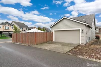 18835 105th Avenue Ct E, Puyallup, WA 98374 - Photo 26