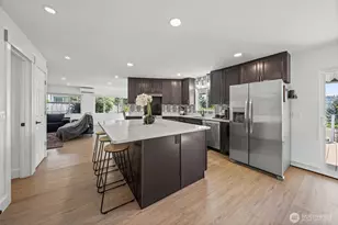 22518 Cedarview Dr E, Bonney Lake, WA 98391 - Photo 12