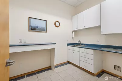 600 S 227th Street #COML, Des Moines, WA 98198 - Photo 8