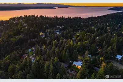 1925 SW 170th Street, Normandy Park, WA 98166 - Photo 1
