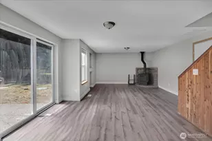 814 291st St E, Roy, WA 98580 - Photo 14