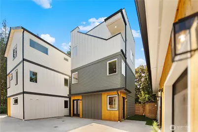 2652 B NW 95th Street, Seattle, WA 98117 - Photo 1