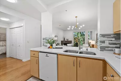 13301 SE 79th Place #A106, Newcastle, WA 98059 - Photo 4