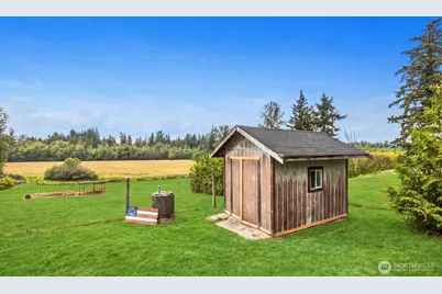 22724 64th Street E, Buckley, WA 98321 - Photo 34
