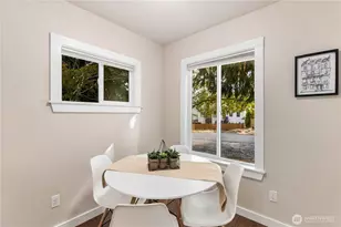 730 N 100th St, Seattle, WA 98133 - Photo 12