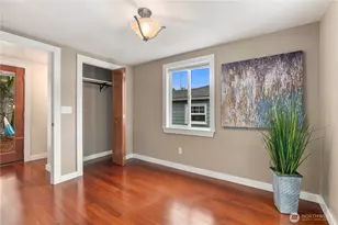 730 N 100th St, Seattle, WA 98133 - Photo 16