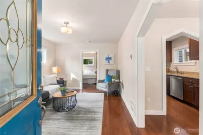 730 N 100th Street, Seattle, WA 98133 - Photo 6