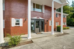 8806 3rd Ave SE, Everett, WA 98208 - Photo 2