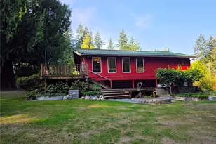 395 Saylor Rd, Camano Island, WA 98282 - Photo 6