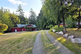 395 Saylor Rd, Camano Island, WA 98282 - Photo 2