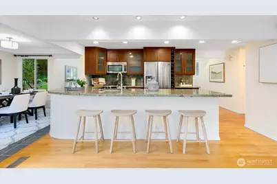 11404 NE 103rd Street, Kirkland, WA 98033 - Photo 10
