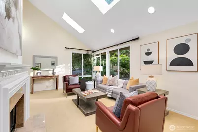 11404 NE 103rd Street, Kirkland, WA 98033 - Photo 2
