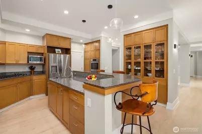 6560 156th Avenue SE, Bellevue, WA 98006 - Photo 10