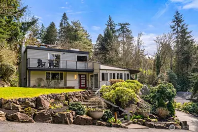 4830 88th Place SE, Mercer Island, WA 98040 - Photo 2