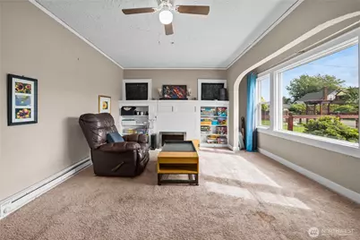 2412 Aberdeen Avenue, Aberdeen, WA 98520 - Photo 4