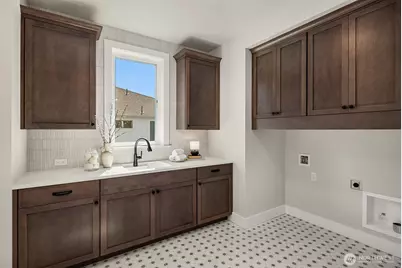 1555 158th Court SE, Bellevue, WA 98008 - Photo 28