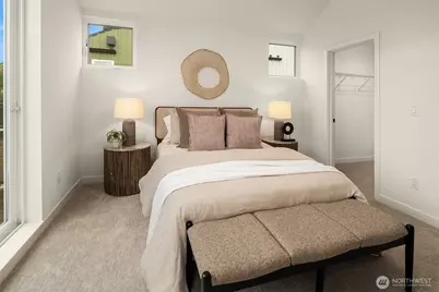 7018 8th Avenue NE, Seattle, WA 98115 - Photo 18