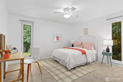 21015 NE 11th Street, Sammamish, WA 98074 - Photo 28