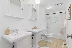 21015 NE 11th St, Sammamish, WA 98074 - Photo 30