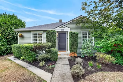 3826 Belvidere Avenue SW, Seattle, WA 98126 - Photo 1