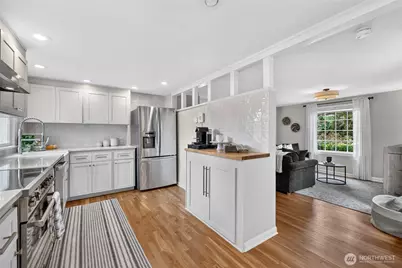 3826 Belvidere Avenue SW, Seattle, WA 98126 - Photo 8