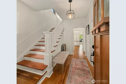 2332 33rd Avenue S, Seattle, WA 98144 - Photo 4
