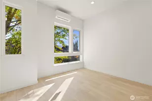 1535 19th Ave, Seattle, WA 98122 - Photo 18