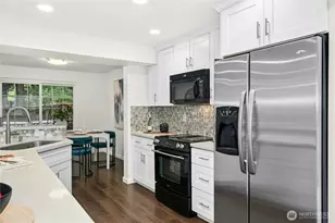 13725 NE 87th St, Redmond, WA 98052 - Photo 12