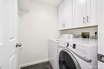 13725 NE 87th Street, Redmond, WA 98052 - Photo 16