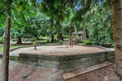 13725 NE 87th Street, Redmond, WA 98052 - Photo 26