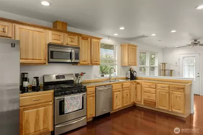 1532 Naval Avenue, Bremerton, WA 98312 - Photo 6