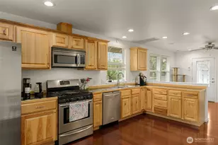 1532 Naval Ave, Bremerton, WA 98312 - Photo 6