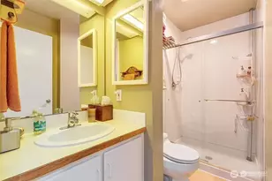 3661 Albion Pl N, Seattle, WA 98103 - Photo 10