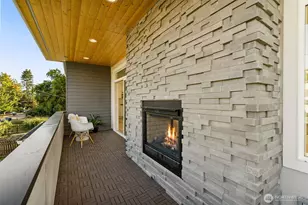 9251 Palatine Ave N, Seattle, WA 98103 - Photo 16
