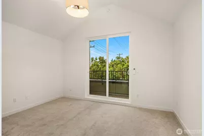 805 NE 71st Street, Seattle, WA 98115 - Photo 14