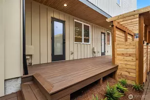 805 NE 71st St, Seattle, WA 98115 - Photo 28