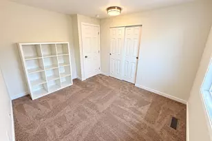 1719 N 105th St, Seattle, WA 98133 - Photo 14
