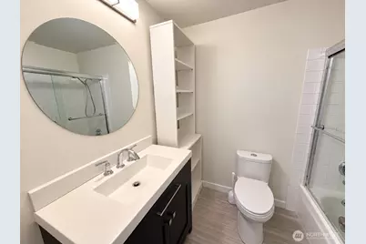 1719 N 105th Street, Seattle, WA 98133 - Photo 10