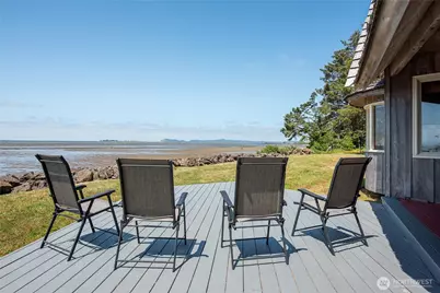 633 State Route 101, Chinook, WA 98614 - Photo 32