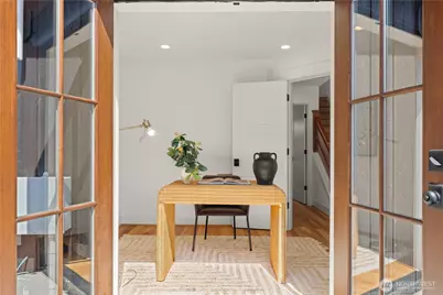 270 Fulton Street, Seattle, WA 98109 - Photo 6