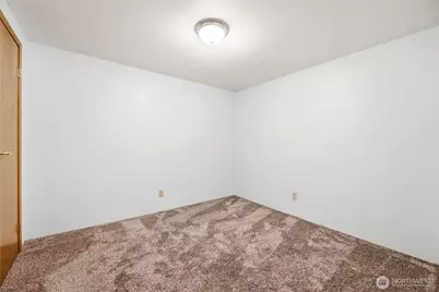 17209 45th St E, Lake Tapps, WA 98391 - Photo 24