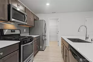 9118 Lady Slipper St SE, Tumwater, WA 98501 - Photo 12