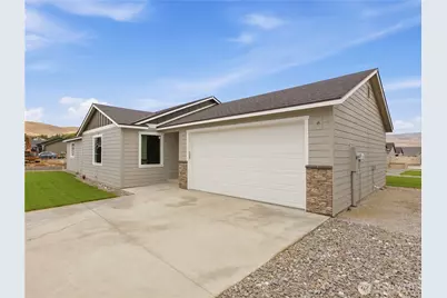 201 Salmon Drive, Wenatchee, WA 98801 - Photo 4