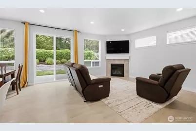 408 Hammond Street, Blaine, WA 98230 - Photo 18