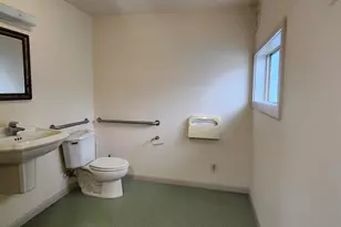 305 W 1st St, Aberdeen, WA 98520 - Photo 8