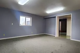 305 W 1st St, Aberdeen, WA 98520 - Photo 10